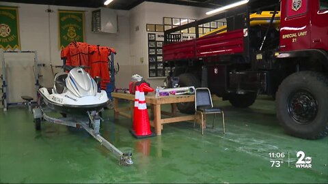 Middle River Bayfront residents prepare for Hurricane Isaias