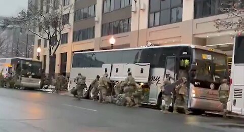 Additional Military In DC Unloading The Buses