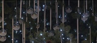 5,000 Swarovski crystal ornaments on Vegas Christmas tree