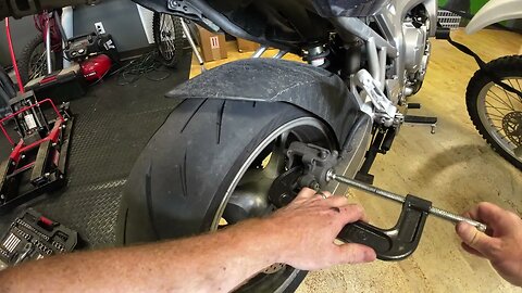 2005 Yamaha FZ6 - Rear Brake pad Install - Tips & Tricks