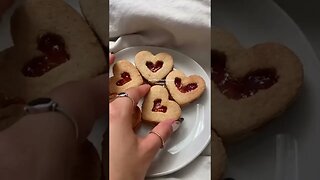 Jam Filled Heart Shaped Cookies tiktok honeynutcherrios