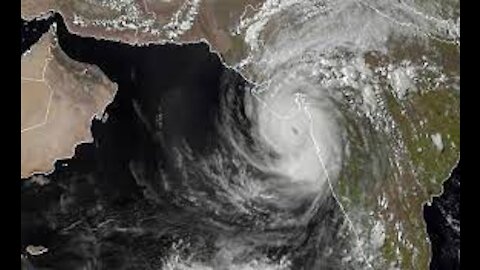 Cyclone-Tauktae impact Viral Video