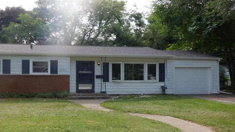 1323 Coolidge Ave, Kalamazoo, MI Presented by Richard Stewart.