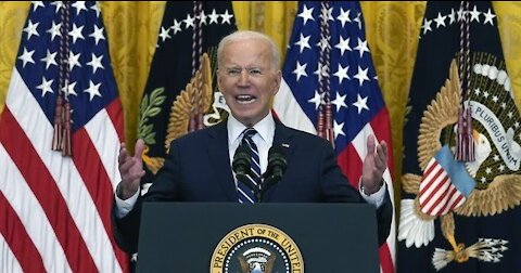 Joe Biden Gets LOST in Middle of Sentence During First Press