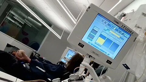 25 min left. Still Donating platelets at @NYBloodCenter Downtown Brooklyn Location at the moment.