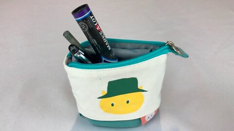 Canvas Cartoon pen bag and standup holder review