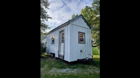 Welcome Home! Beautiful Tiny House For Sale