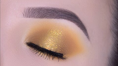 This Is The Golden Halo Eye Look | Touch of Glitter