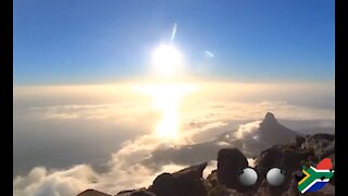 INCREDIBLE SUNSET FROM TABLE MOUNTAIN CAPE TOWN SOUTH AFRICA