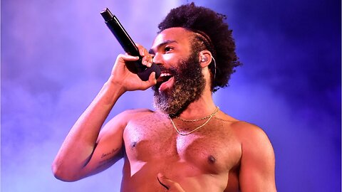 New Snippet Shows Donald Glover Singing ‘Hakuna Matata’ With Seth Rogen And Billy Eichner