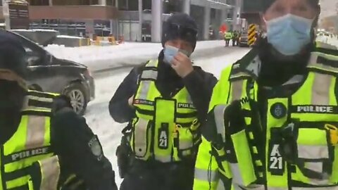 Les policiers de Trudeau en action à Ottawa
