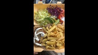 Donner meat, chips and salad