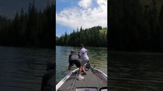 You’ll NEVER Guess What This Smallmouth Was Caught On (Super Effective Fall Fishing Technique)