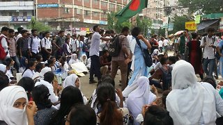 How Women Impacted The Bangladeshi Student Movement For Safe Roads