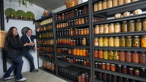 Root Cellar Reveal and Pantry Tour [Long Term Food Storage]