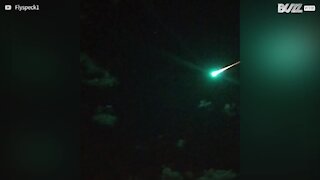 Meteorito intenso filmado na Austrália