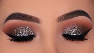 Glitter Smokey Eyes Tutorial for a Party / Special Occasion