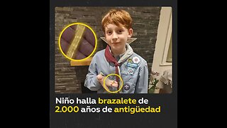 Niño encuentra un brazalete de 2.000 años de antigüedad en Reino Unido