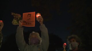 Northeast Ohioans pay tribute to Supreme Court Justice Ruth Bader Ginsburg