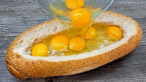 Just pour the egg on the bread and the result will be amazing! You will like it