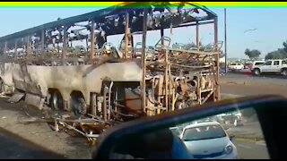 SOUTH AFRICA - Johannesburg - PUTCO bus torched (Video) (TNh)