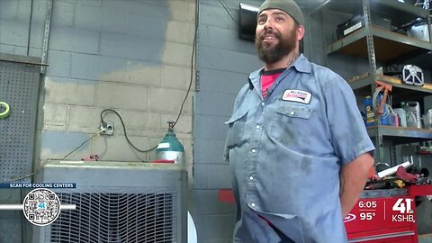 Raytown auto shop workers maneuver extreme heat