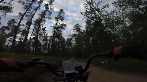 Yooper 2 Trackin wit the Mini Bikes ( Trailmaster Hurricane 200X )