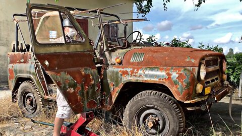 Restoration of ancient cars UAZ 469 | Restore and repair antique car | Tear off the antique car