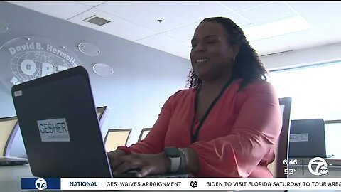 Free program helping metro Detroit women with computer training, career counseling & more