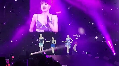 BlackPink in Houston 1st show song Forever young
