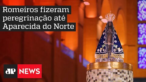 Fiéis lotam Aparecida do Norte em comemoração ao Dia da Padroeira do Brasil