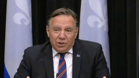 François Legault réexplique la règle du visiteur pour les personnes seules en zone rouge