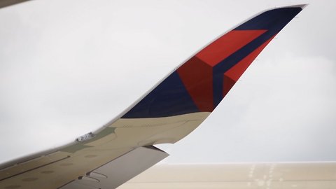 Delta Will Review 'Politically Divisive' Discounts After NRA Fallout