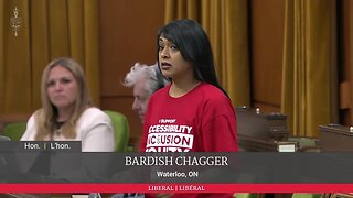Inapproprié: une députée libérale réprimandée pour avoir porté un t-shirt à la Chambre des communes