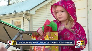 Veterans deliver Christmas gifts to Hamilton girl with brain cancer