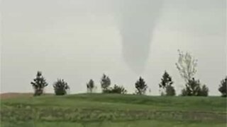 Tornado formation worries onlookers in Canada