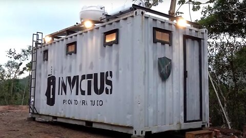 TIMELAPSE: Construção de uma base de sobrevivência em CONTAINER