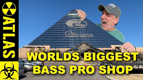 Feeding Alligator Gars At The Worlds Biggest Bass Pro Shop
