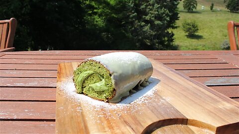 Matcha and white chocolate roll cake | Acquired Taste EP.26