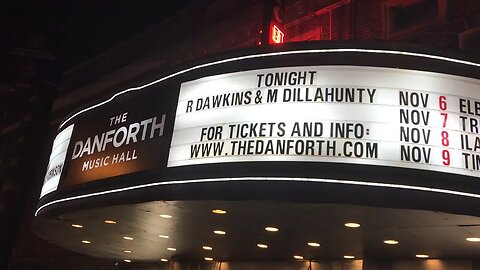 Dawkins & Dillahunty in Toronto - Line to get in