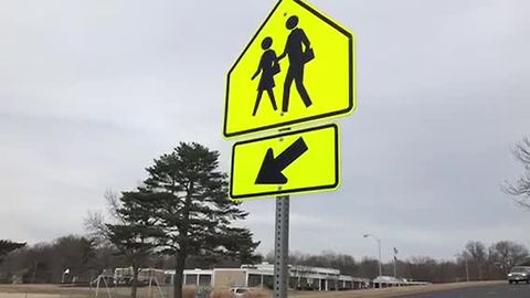 Overland Park to contract with private company for crossing guards