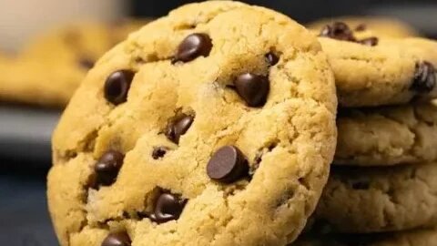 Dynamite, delicious homemade chocolate chip cookies - recipe