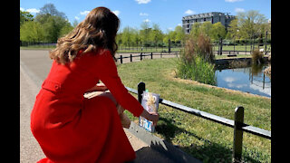 Duchess of Cambridge becomes book fairy