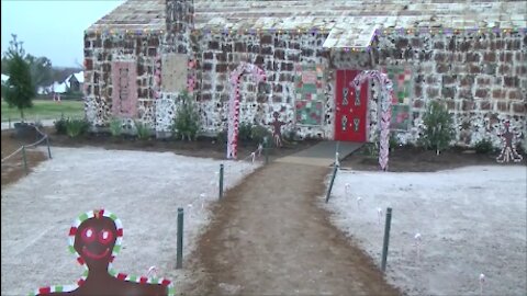 worlds largest... gingerbread house...bryan.,texas