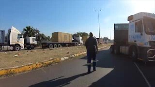 SOUTH AFRICA - Durban - Truckers bring Durban container terminal to standstill (Video) (7az)