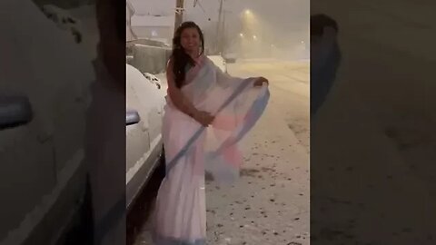 dangerous snow fall #usa #shorts #Tashnuva Anan #Model