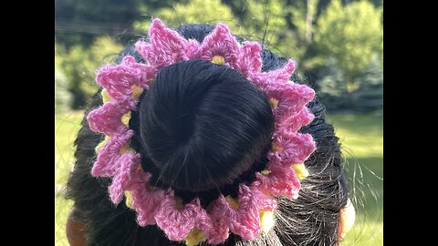 Handcrafted pink scrunchie ideas for beginners #crochet #craft #art