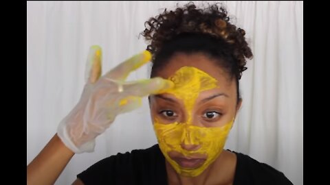 DIY Turmeric Face Mask! Fight Acne and Fade Scars