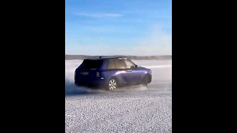 Rolls Royce doughnut spin 360 in snow wow #rollsroyce