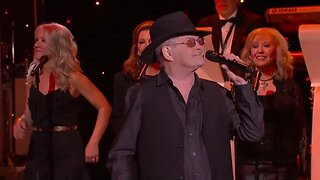 Micky Dolenz - "I'm A Believer" (Live at CabaRay Showroom)